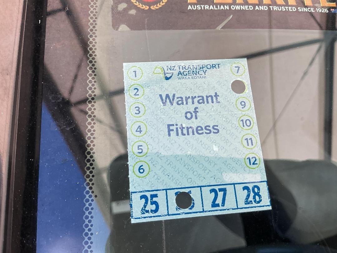 Photo '28' of Honda Stream 2000 Photo '28' of Honda Stream 2000