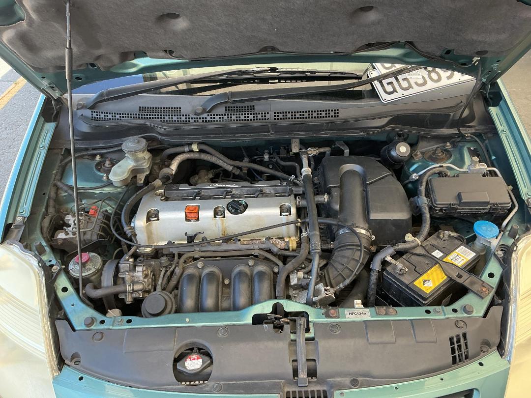 Photo '29' of Honda Stream 2000 Photo '29' of Honda Stream 2000