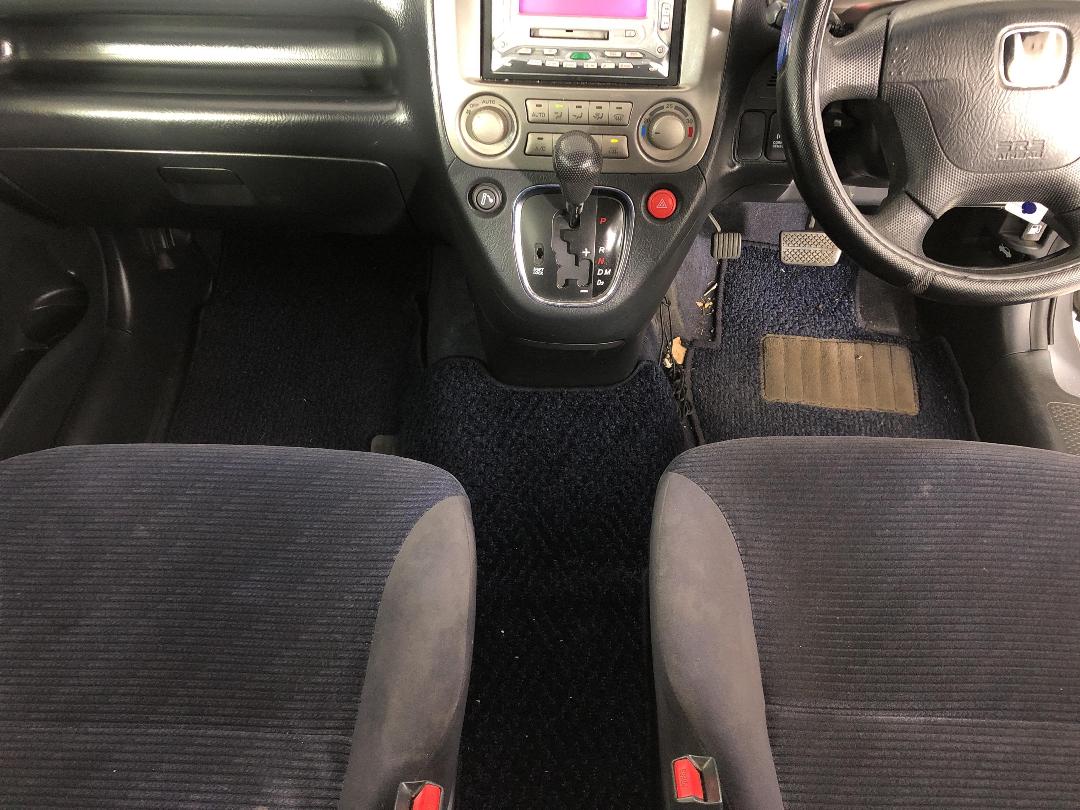 Photo '18' of Honda Stream