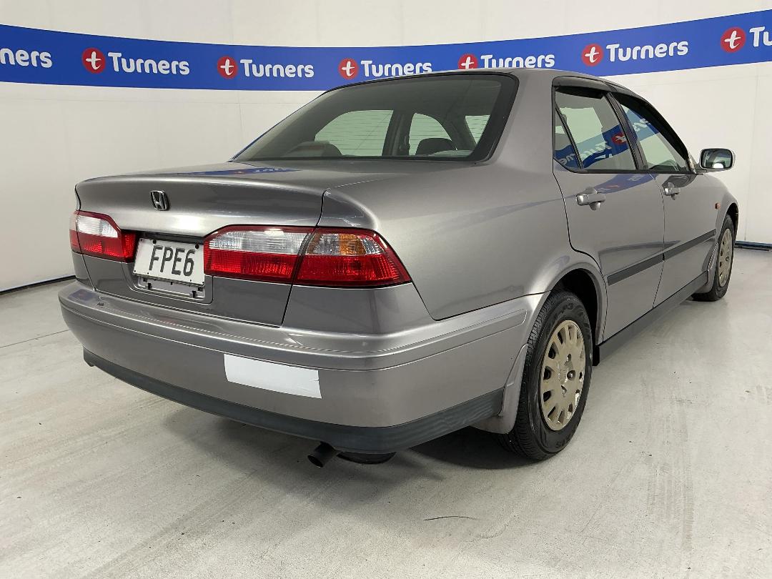 Photo '7' of Honda Torneo