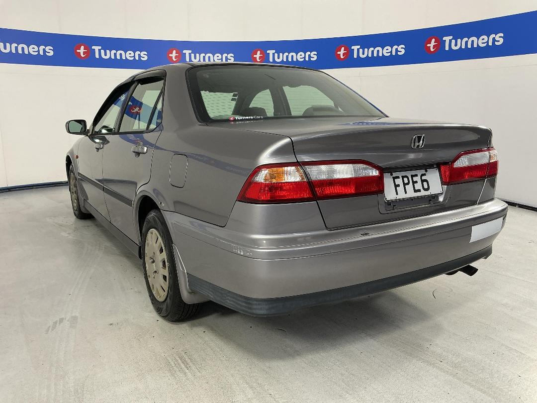 Photo '5' of Honda Torneo