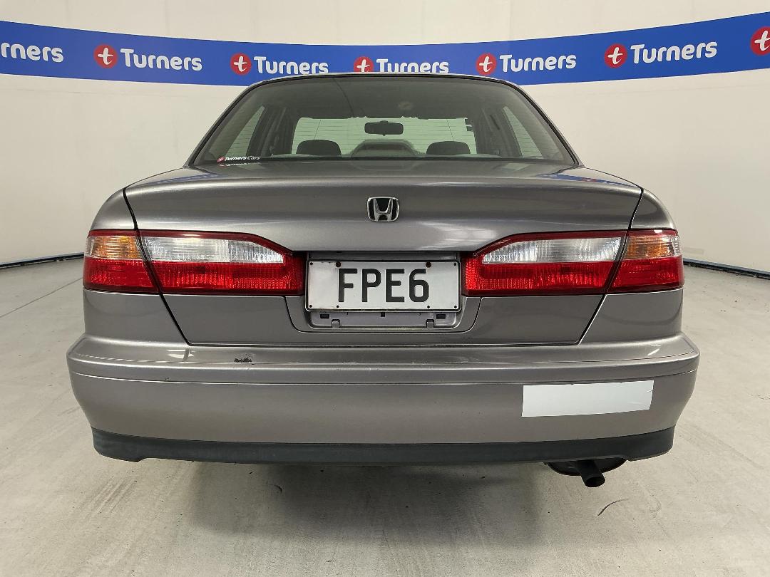 Photo '6' of Honda Torneo