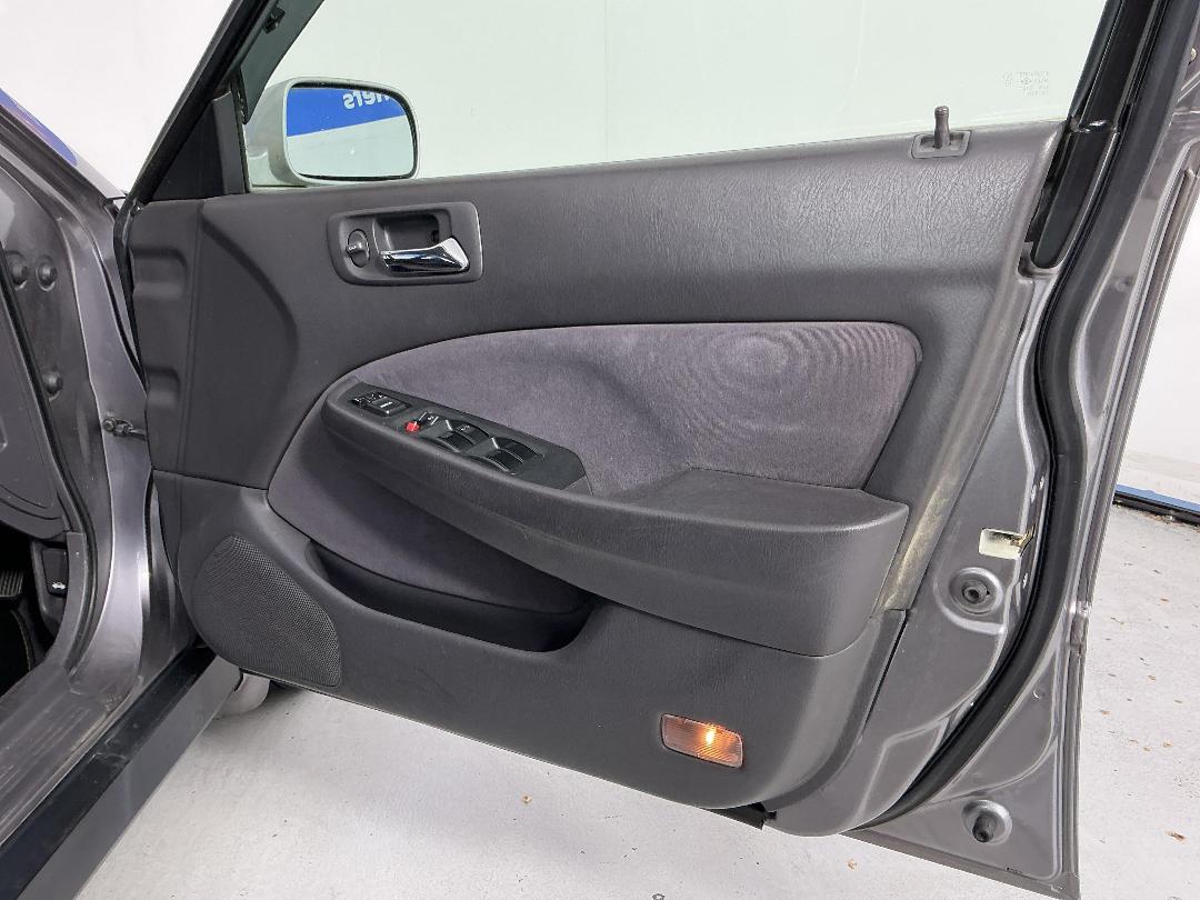 Photo '15' of Honda Torneo