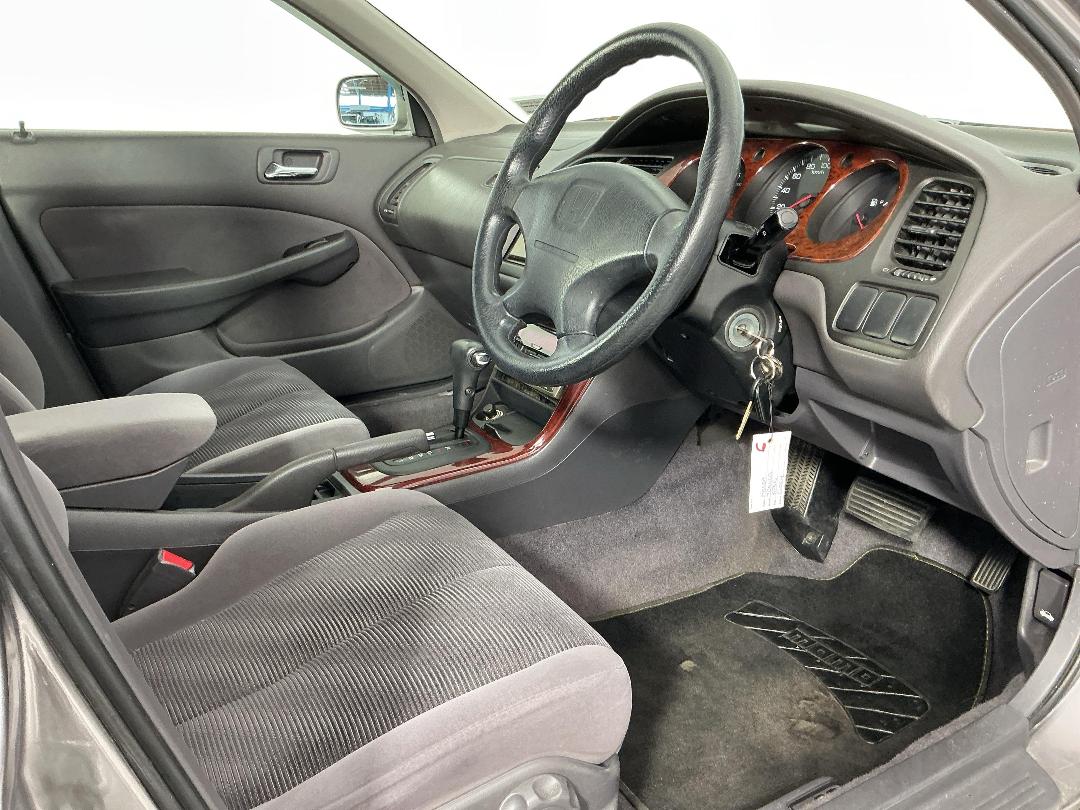 Photo '16' of Honda Torneo