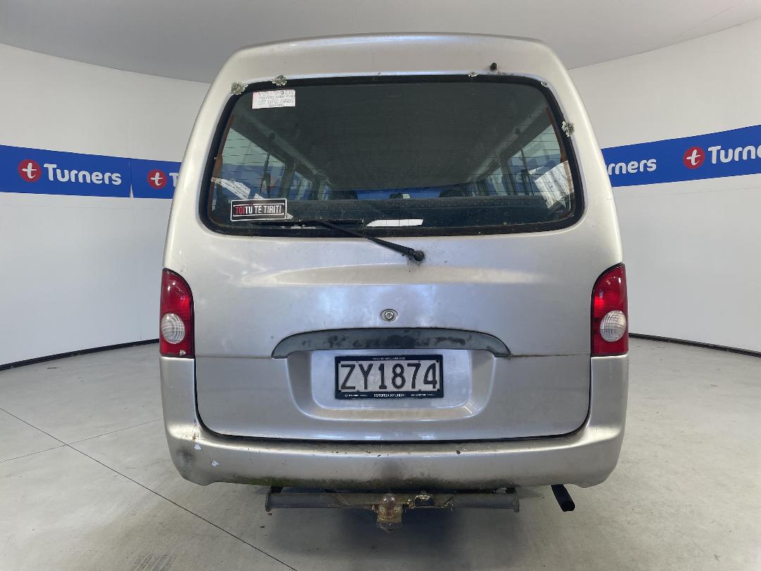 Photo '8' of Hyundai H100