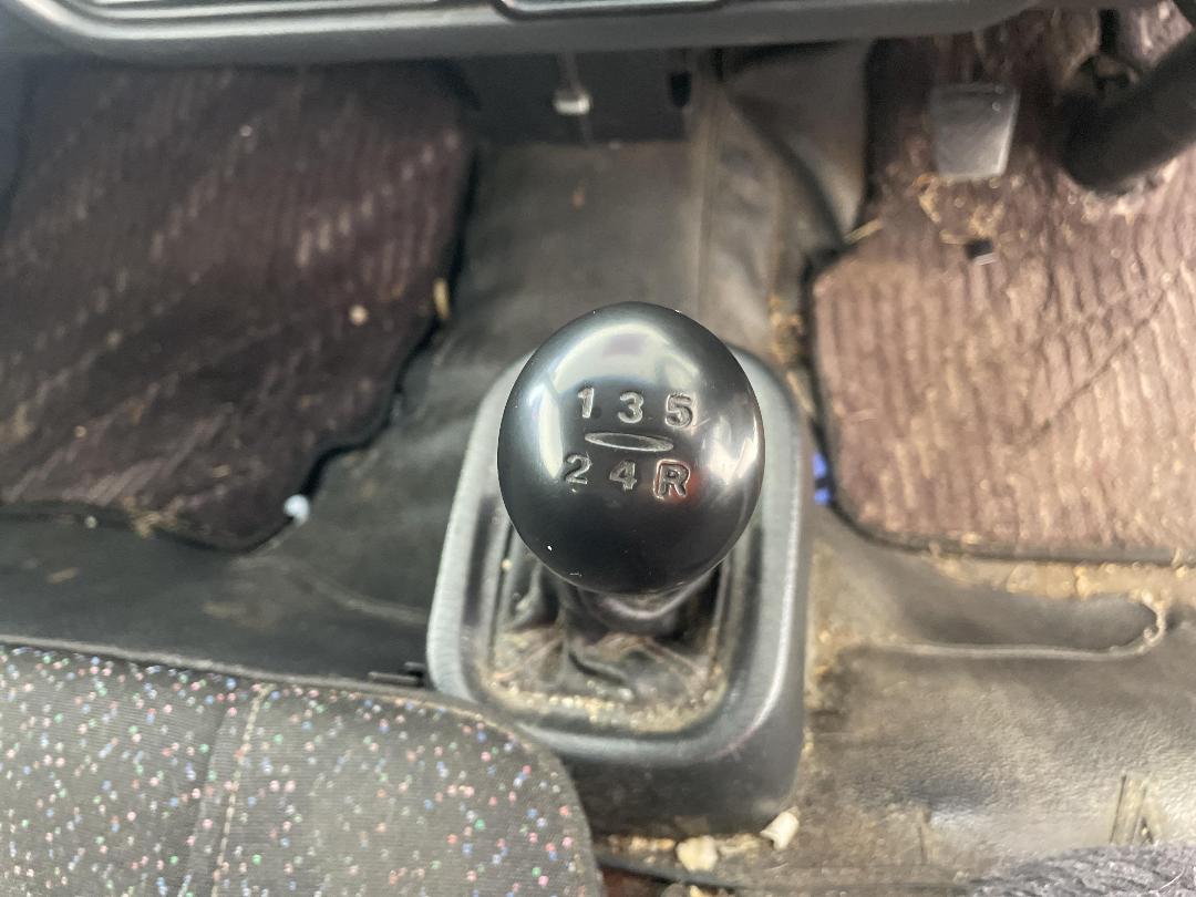 Photo '14' of Hyundai H100