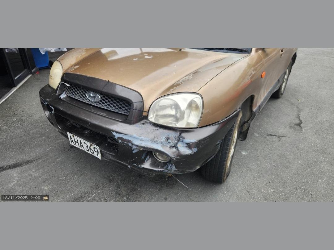 Photo '2' of Hyundai Santa FE V6 GLS Photo '2' of Hyundai Santa FE V6 GLS