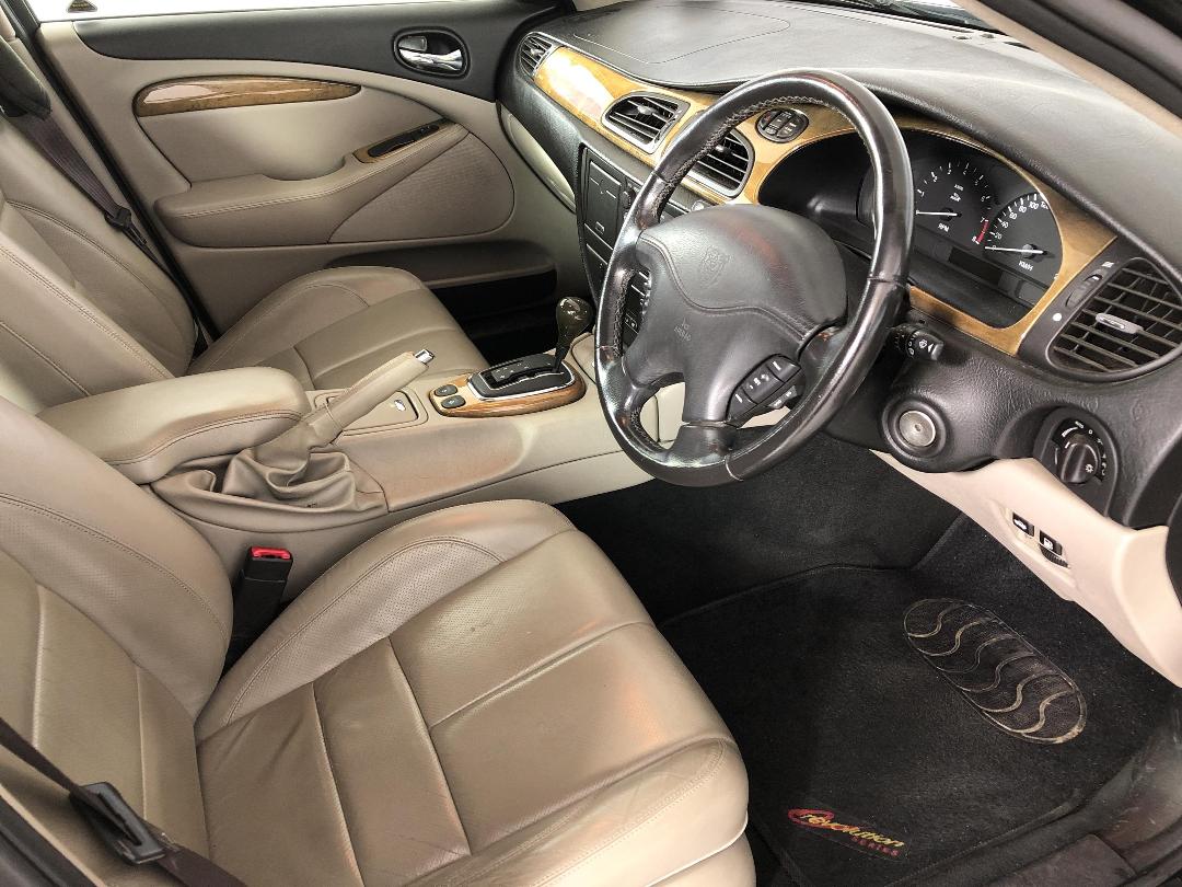 Photo '16' of Jaguar S-Type