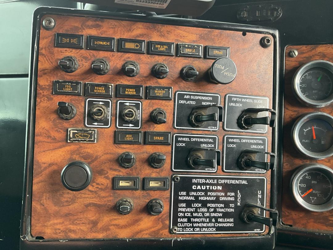 Photo '46' of Kenworth T800 Tractor Unit