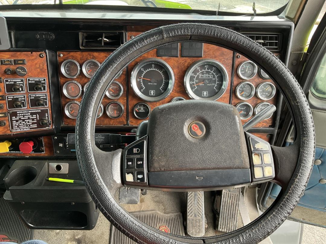 Photo '47' of Kenworth T800 Tractor Unit