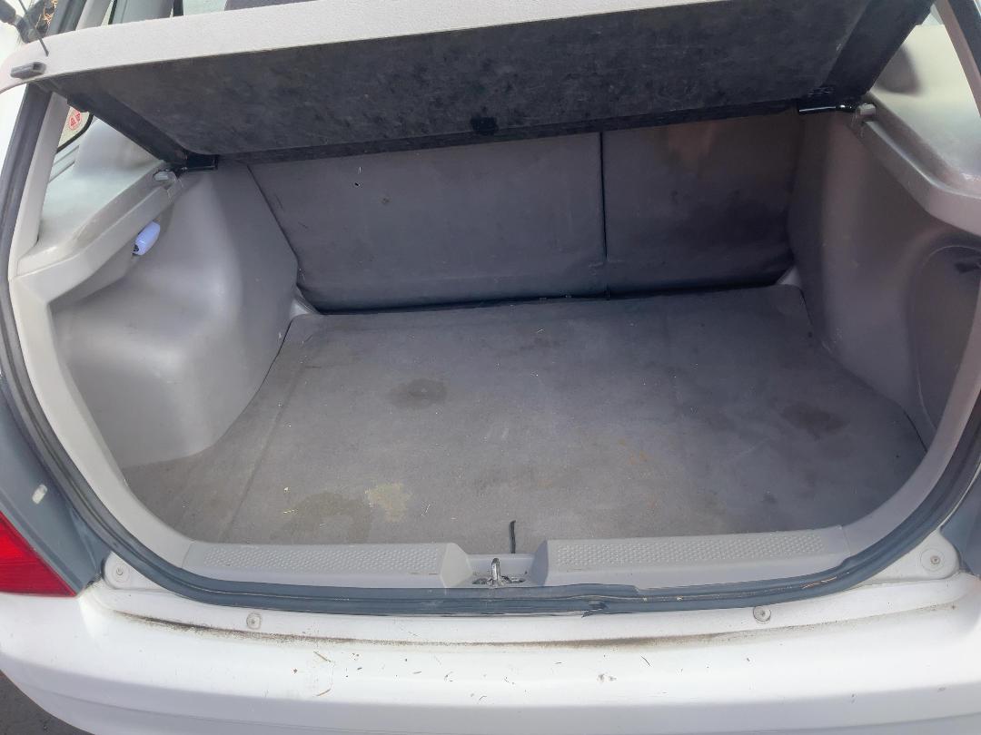 Photo '15' of Mazda 323 Sporthatch Glxi Photo '15' of Mazda 323 Sporthatch Glxi