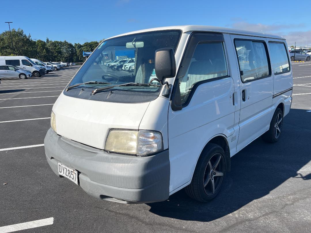 Photo '3' of Mazda Bongo