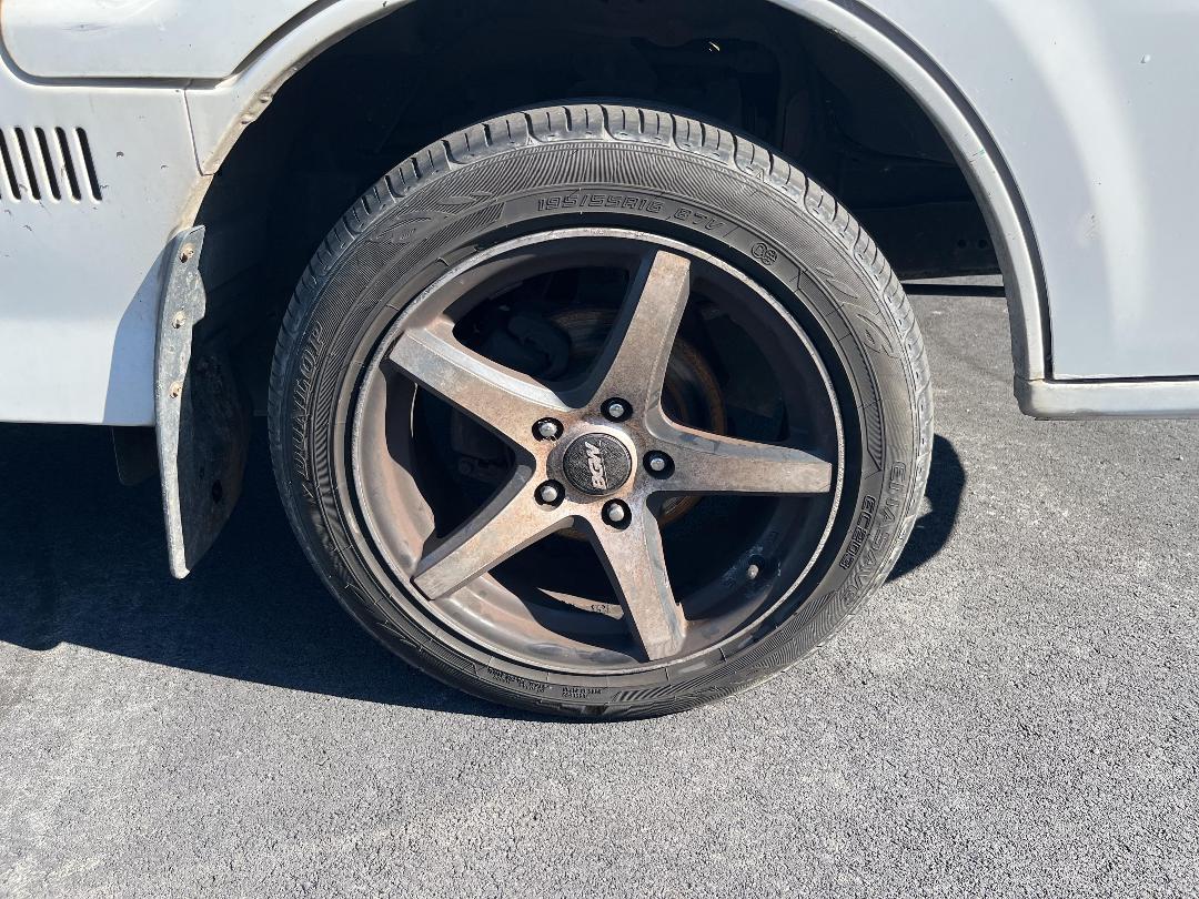 Photo '7' of Mazda Bongo