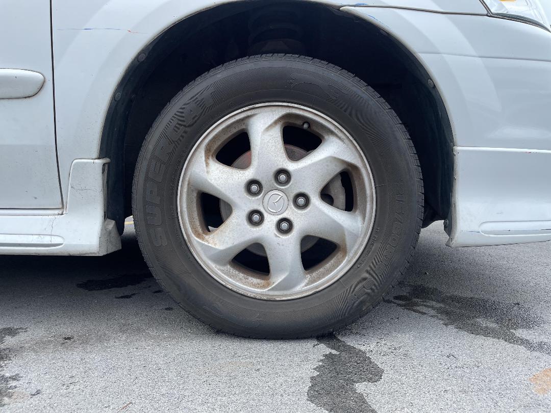 Photo '2' of Mazda Mpv2500