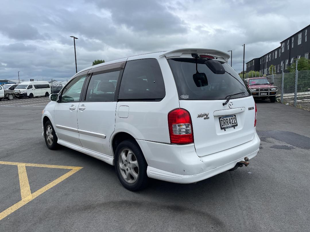 Photo '10' of Mazda Mpv2500