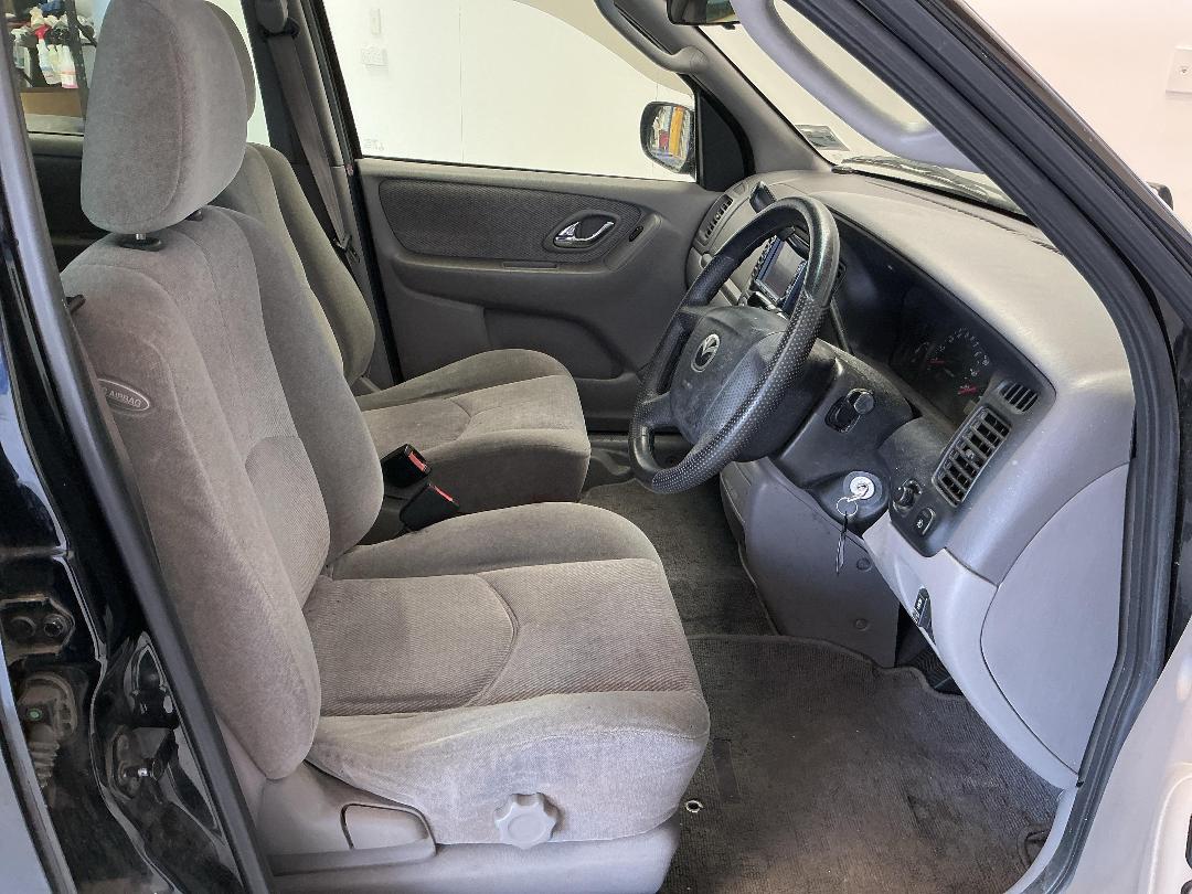 Photo '10' of Mazda Tribute