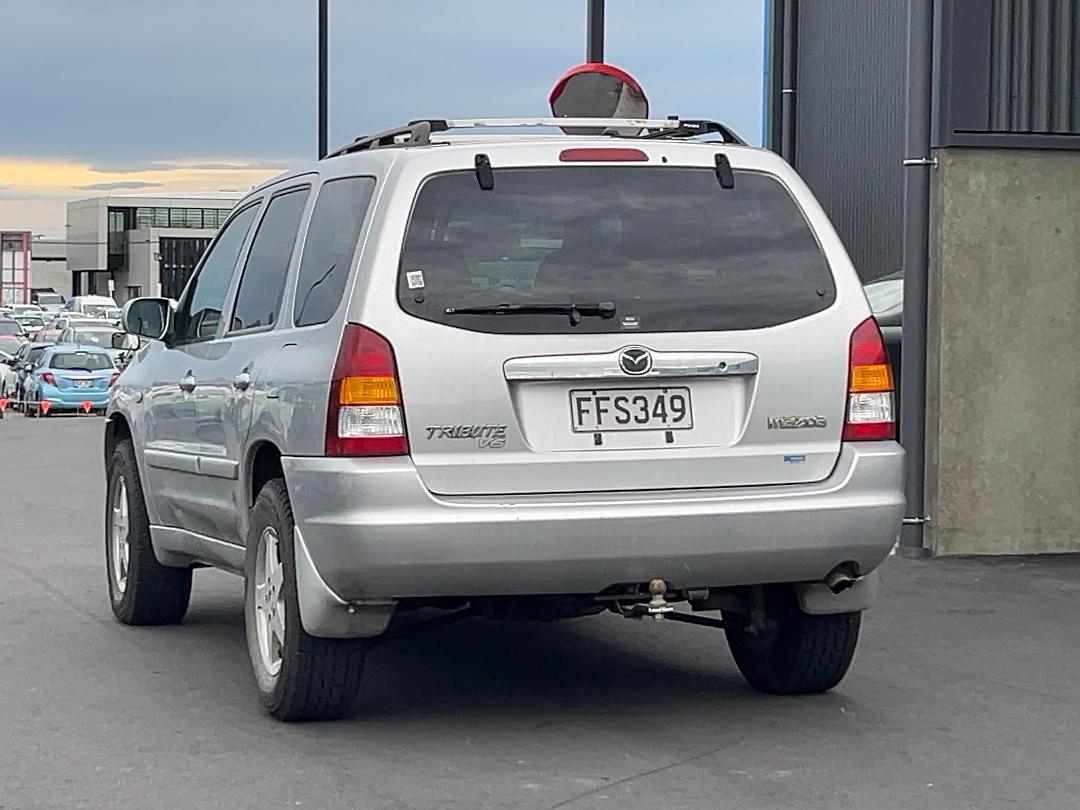 Photo '6' of Mazda Tribute