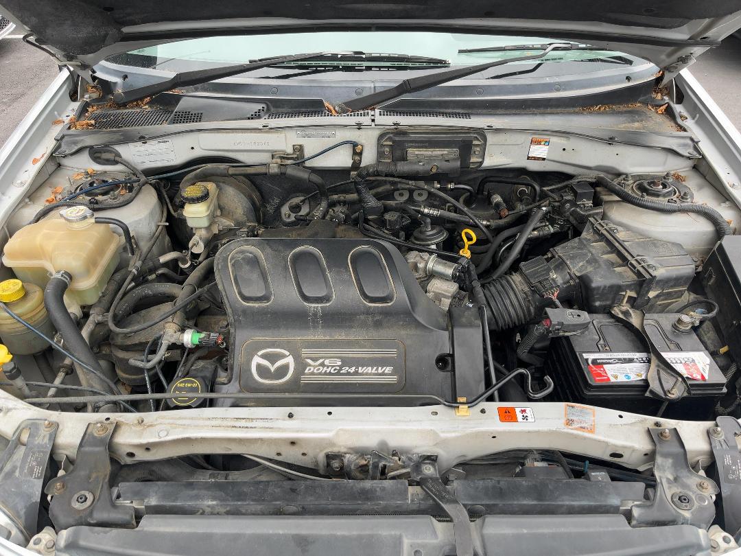 Photo '11' of Mazda Tribute