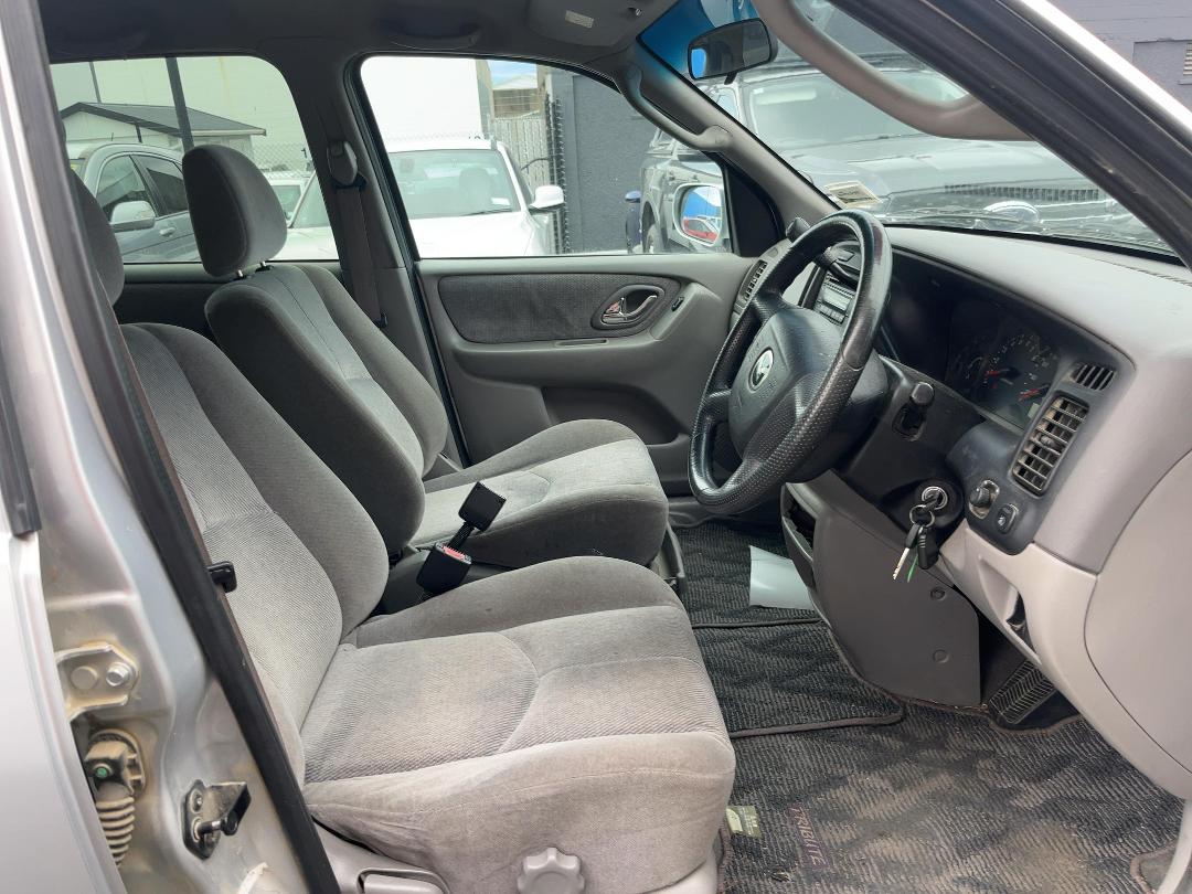 Photo '15' of Mazda Tribute