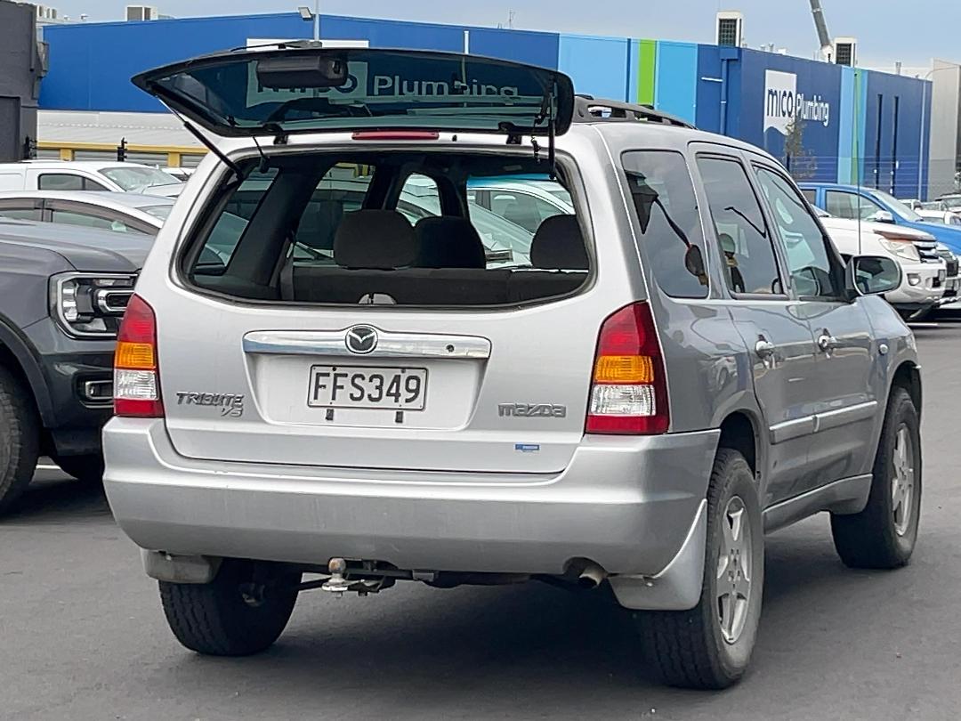 Photo '17' of Mazda Tribute