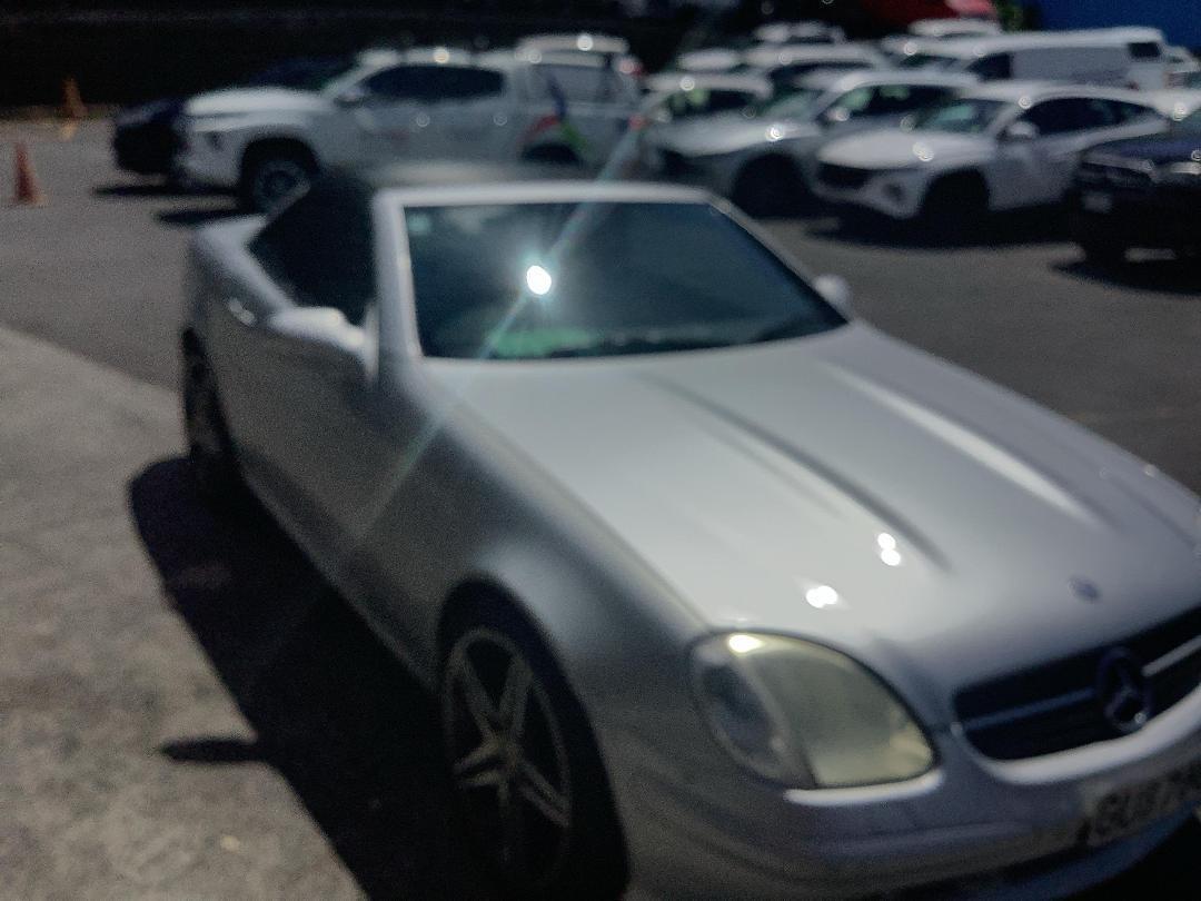 Photo '3' of Mercedes-Benz 320 Photo '3' of Mercedes-Benz 320