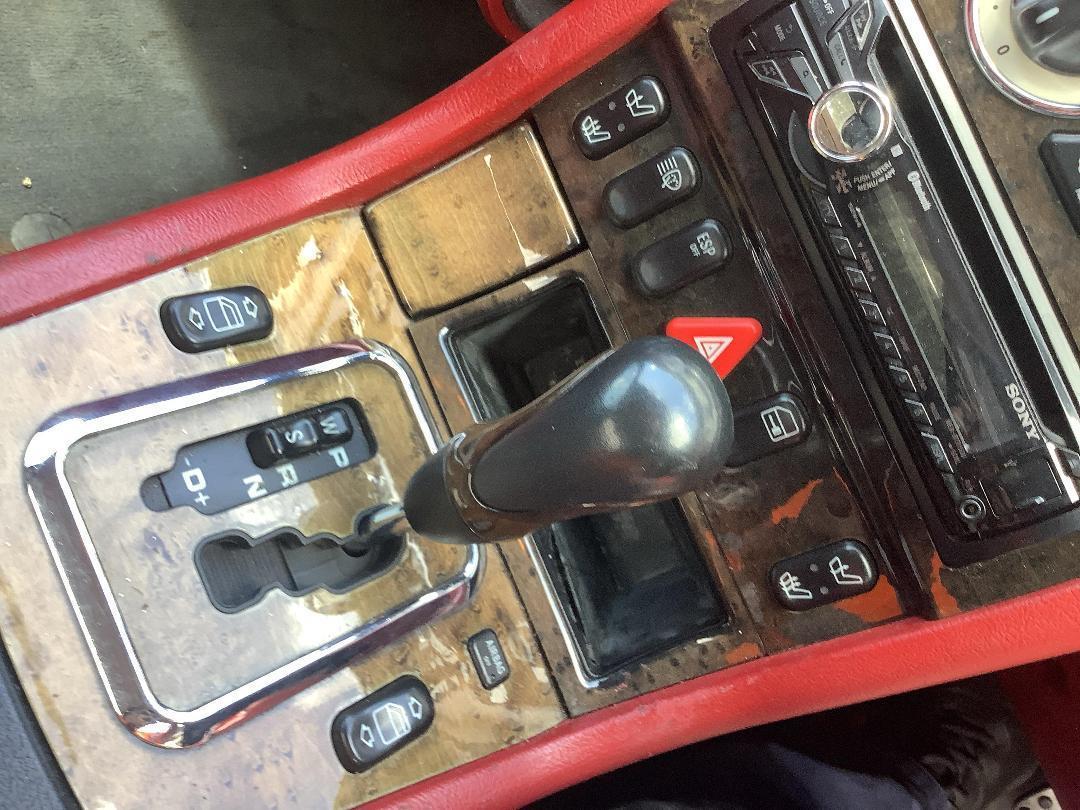 Photo '8' of Mercedes-Benz 320 Photo '8' of Mercedes-Benz 320