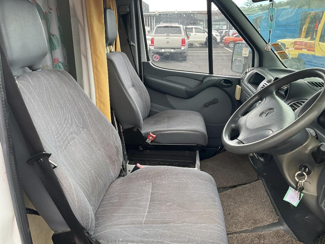 Photo '12' of Mercedes-Benz Sprinter 308CDI 3550 Chassis Motorhome