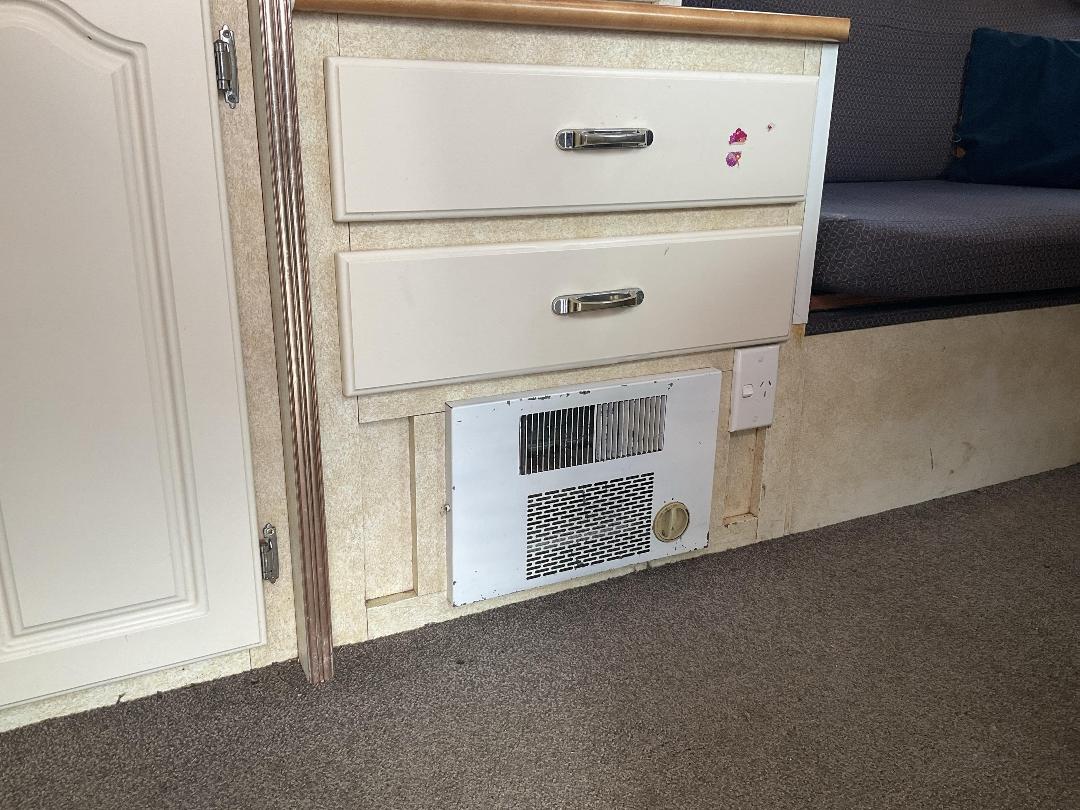 Photo '28' of Mercedes-Benz Sprinter 308CDI 3550 Chassis Motorhome