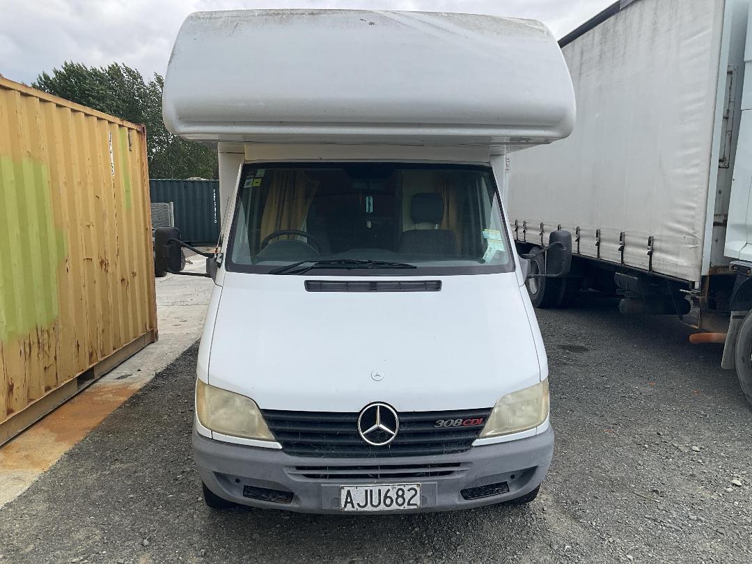 Photo '9' of Mercedes-Benz Sprinter 308CDI 3550 Chassis Motorhome