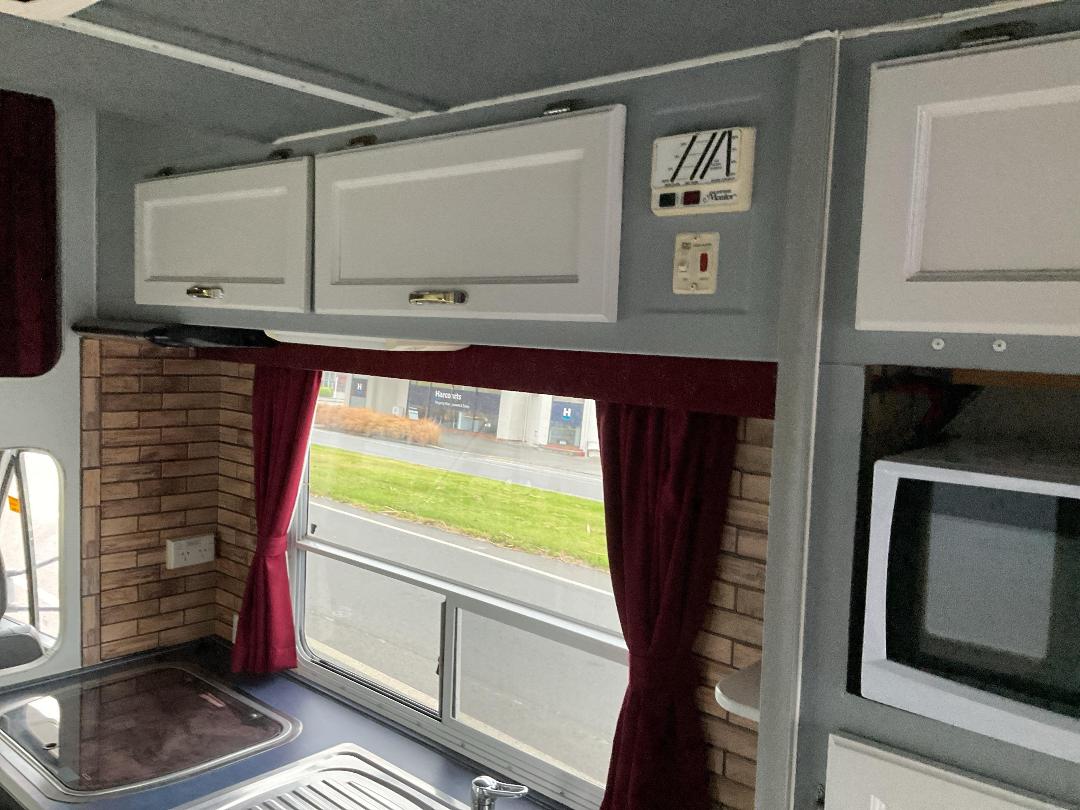 Photo '14' of Mercedes-Benz Sprinter 308CDI 3550 Chassis Motorhome