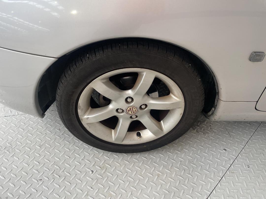 Photo '10' of MG MGF 1.8I Photo '10' of MG MGF 1.8I