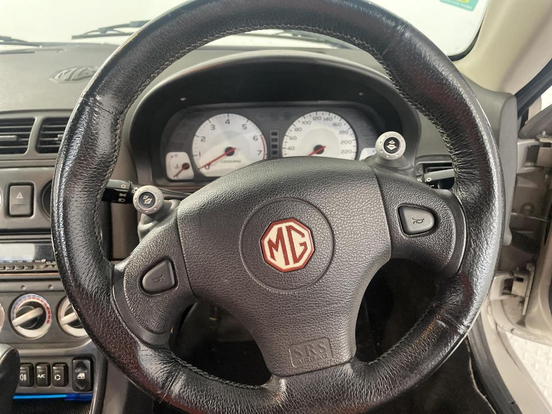 Photo '21' of MG MGF 1.8I Photo '21' of MG MGF 1.8I