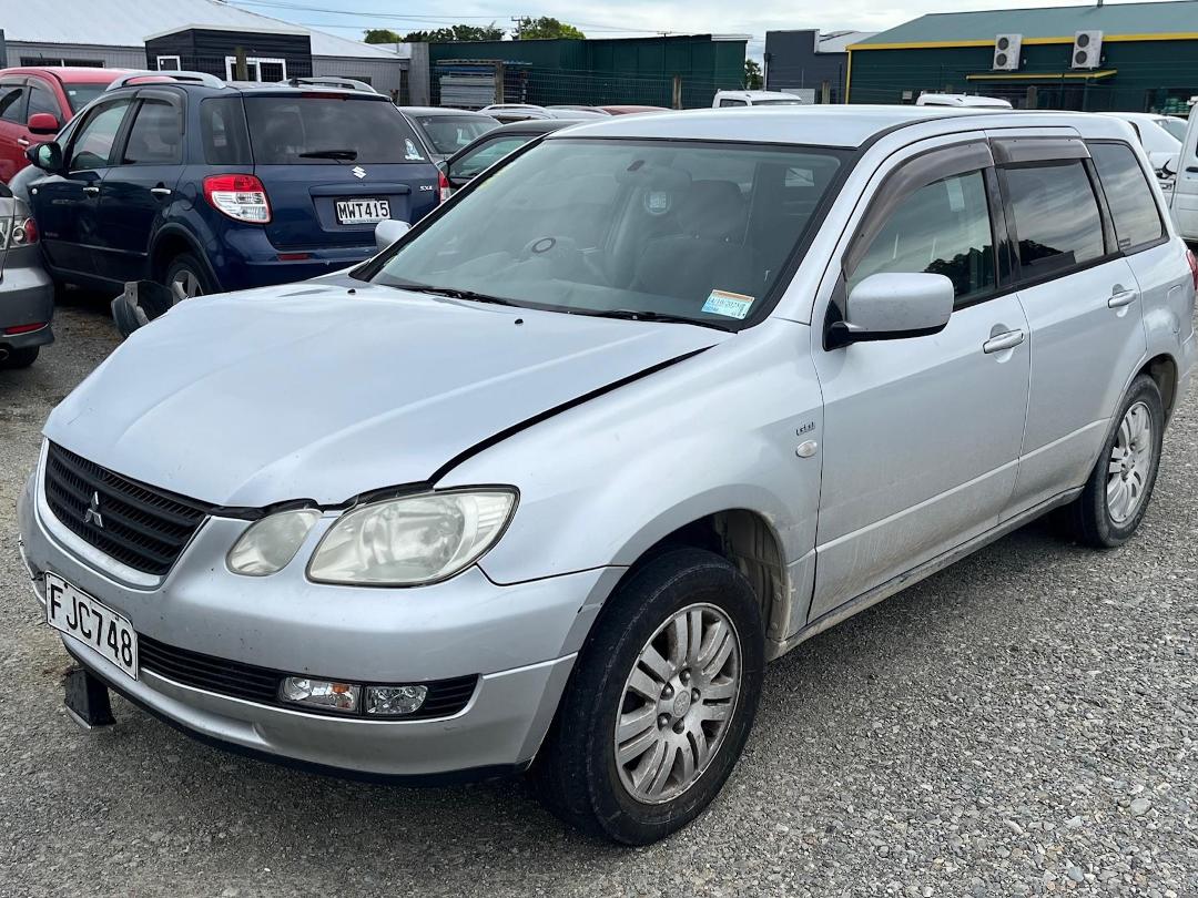 Photo '3' of Mitsubishi Airtrek