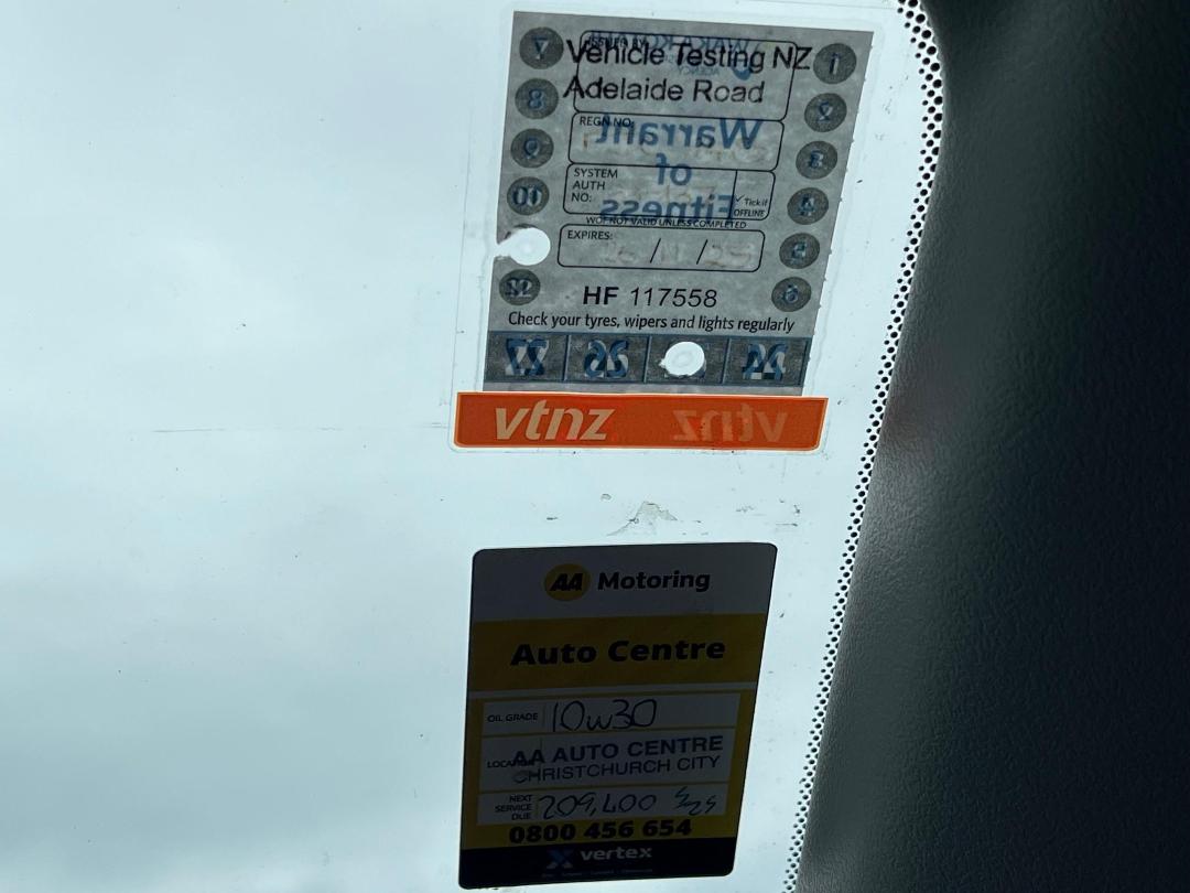 Photo '13' of Mitsubishi Airtrek