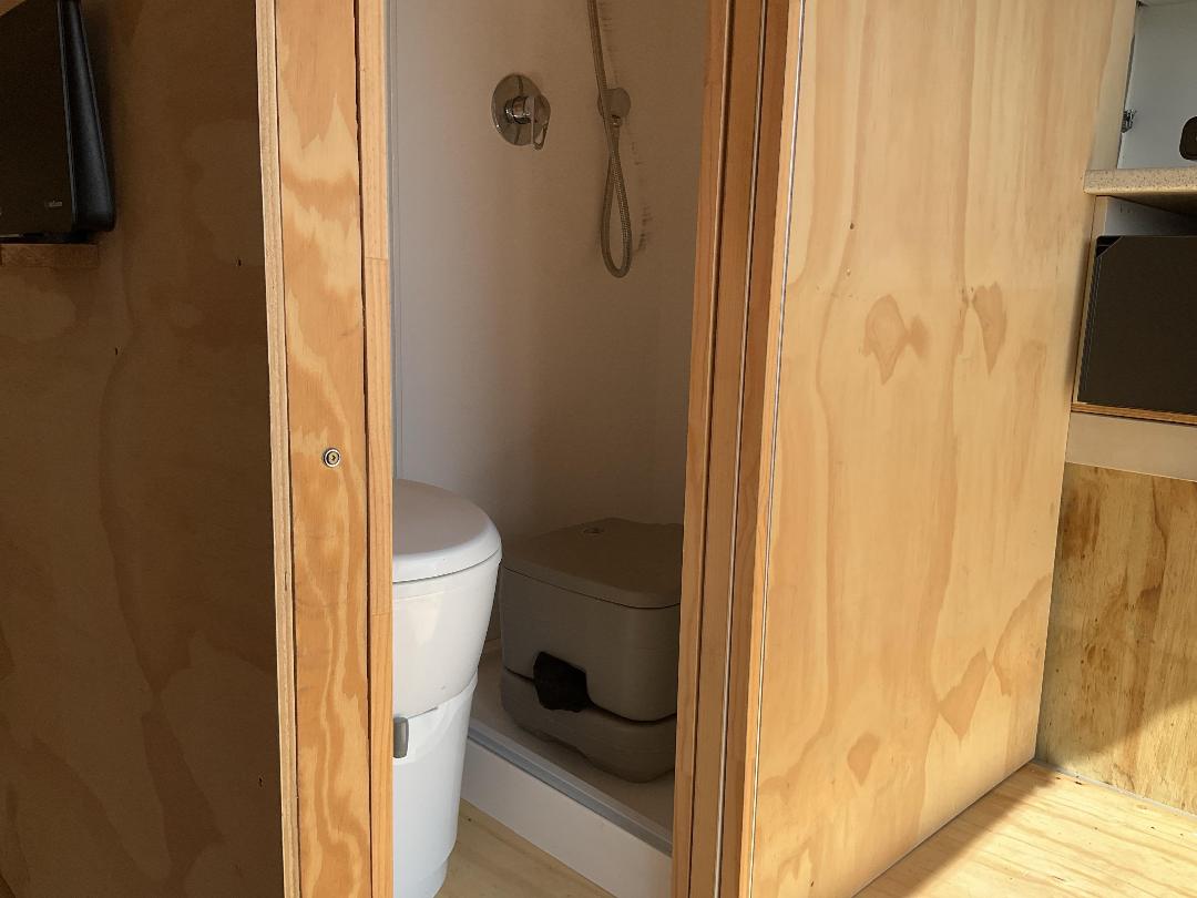 Photo '47' of Mitsubishi Fighter FU255R2 Motorhome Photo '47' of Mitsubishi Fighter FU255R2 Motorhome