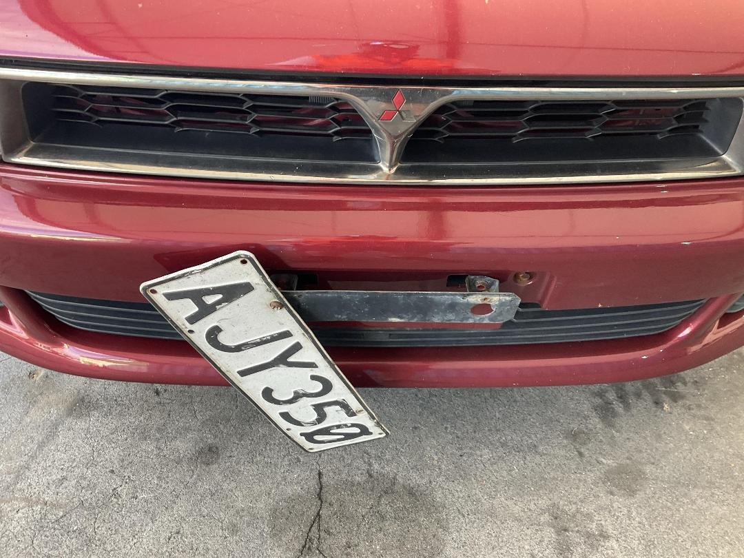 Photo '15' of Mitsubishi Galant GLS