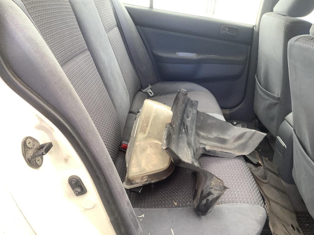 Photo '11' of Mitsubishi Lancer