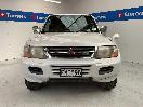 Thumbnail '2' of Mitsubishi Pajero