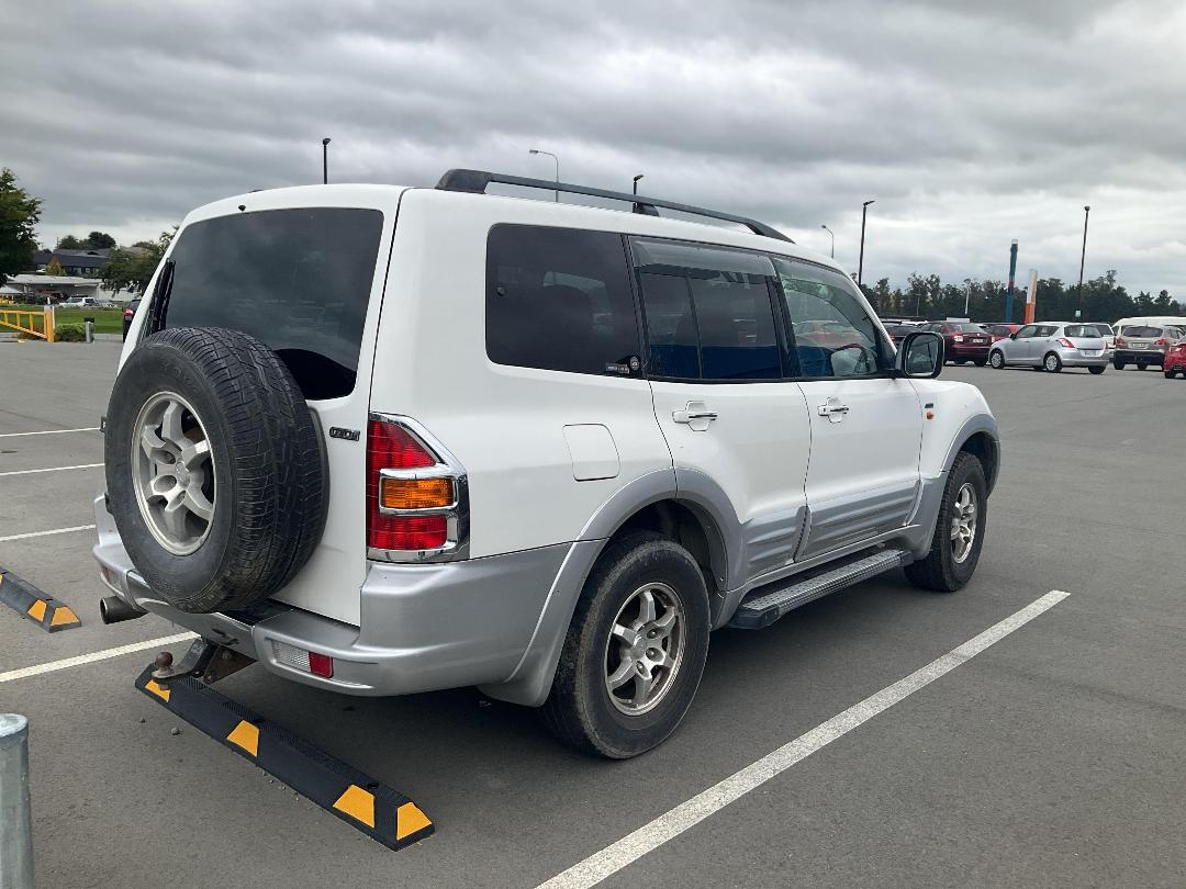 Photo '5' of Mitsubishi Pajero