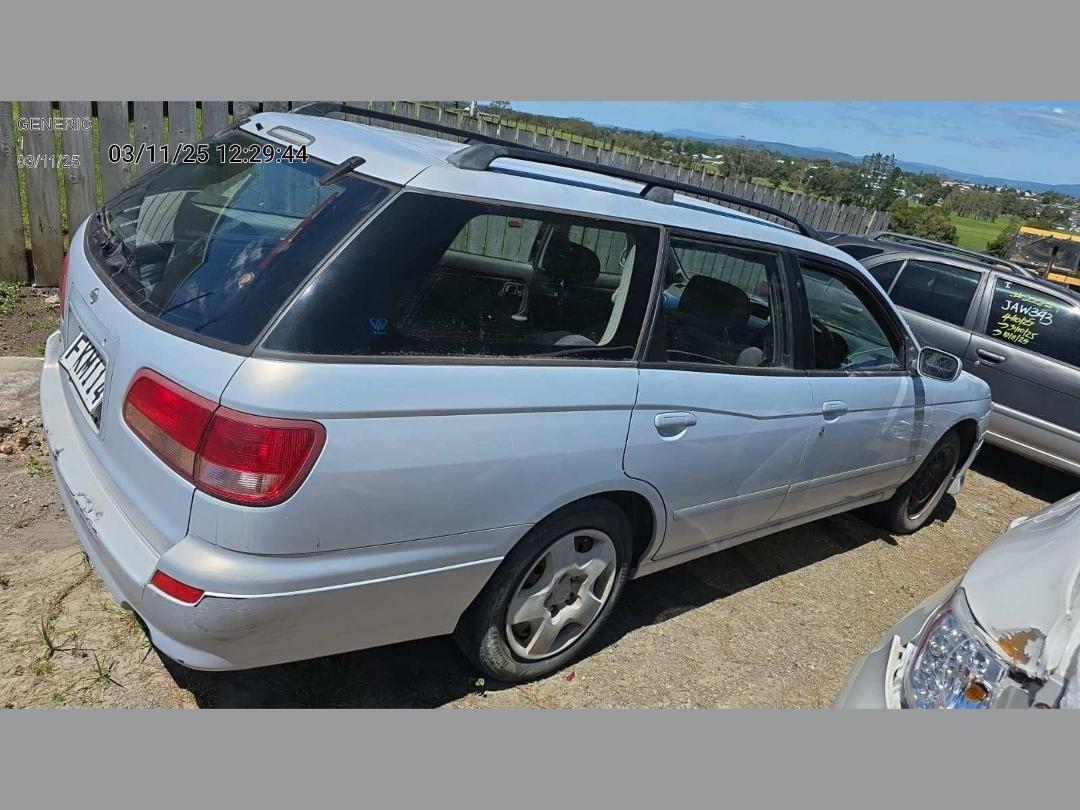 Photo '3' of Nissan Avenir Photo '3' of Nissan Avenir