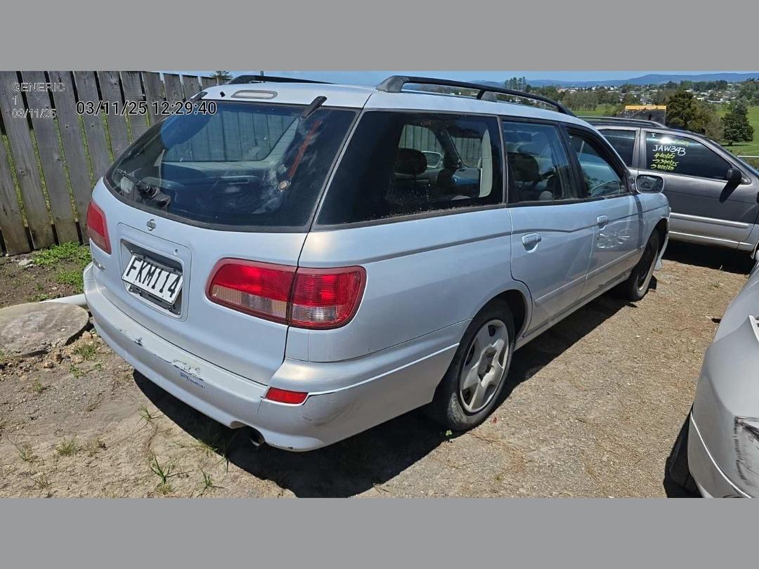 Photo '14' of Nissan Avenir Photo '14' of Nissan Avenir