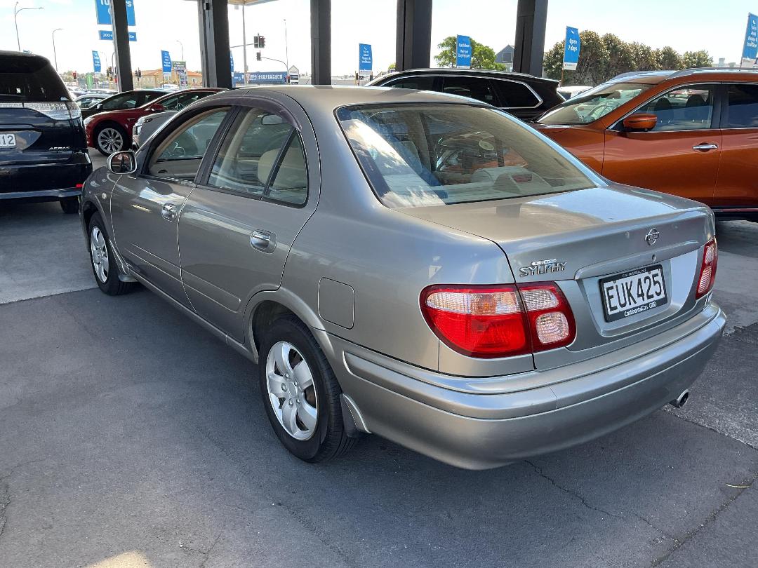 Photo '9' of Nissan Bluebird Sylphy