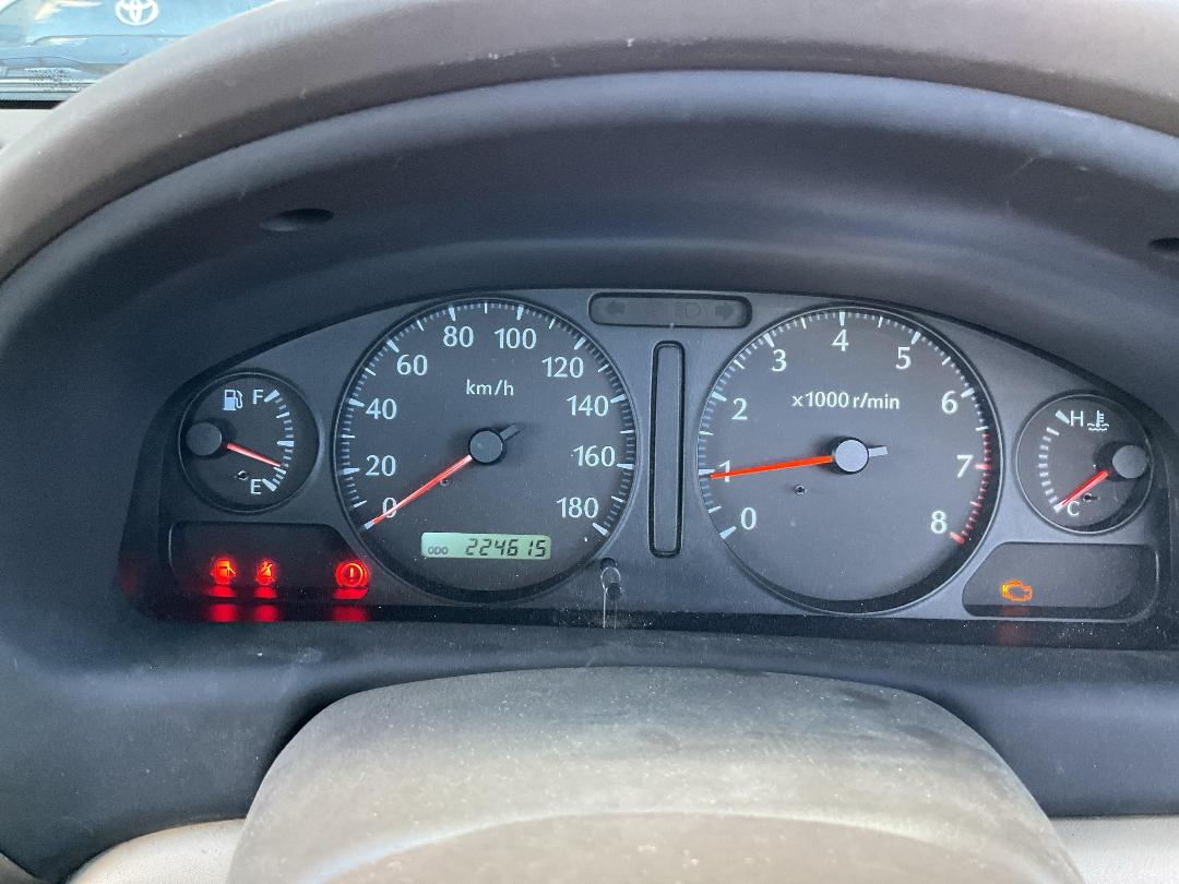 Photo '15' of Nissan Bluebird Sylphy