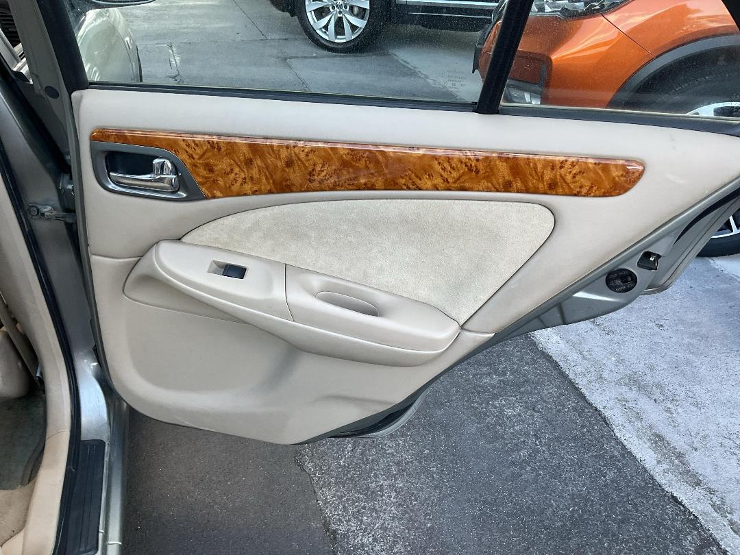 Photo '17' of Nissan Bluebird Sylphy