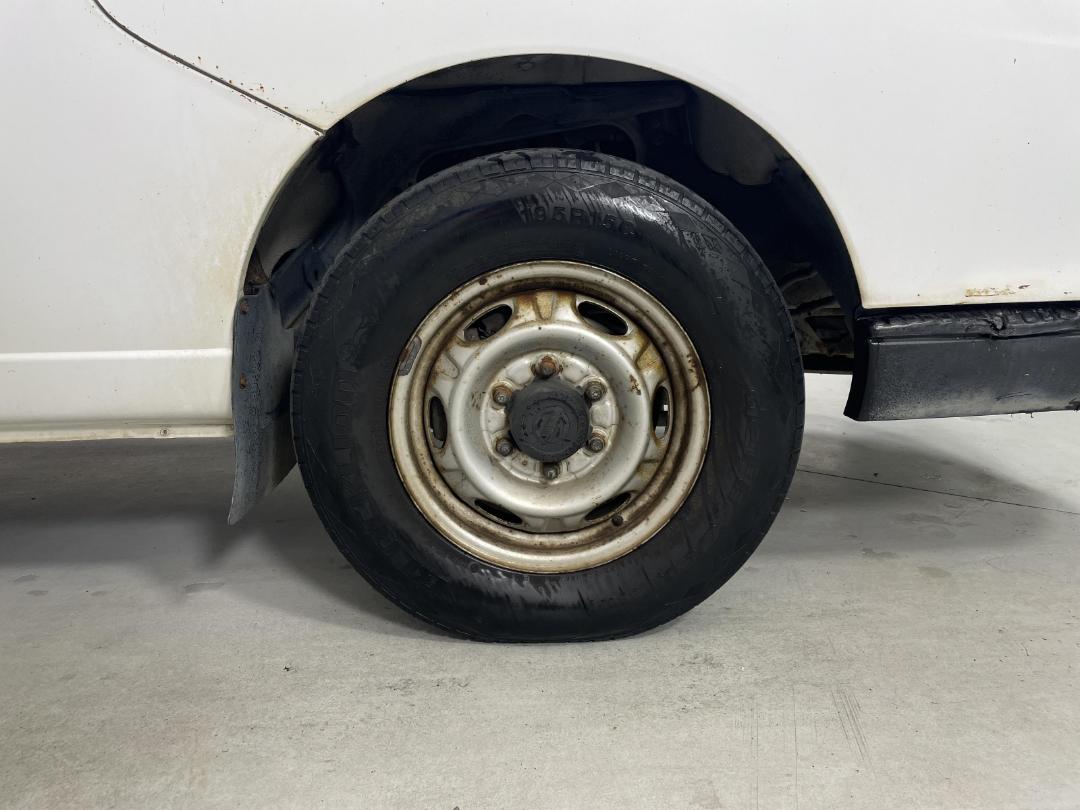 Photo '9' of Nissan Caravan Photo '9' of Nissan Caravan