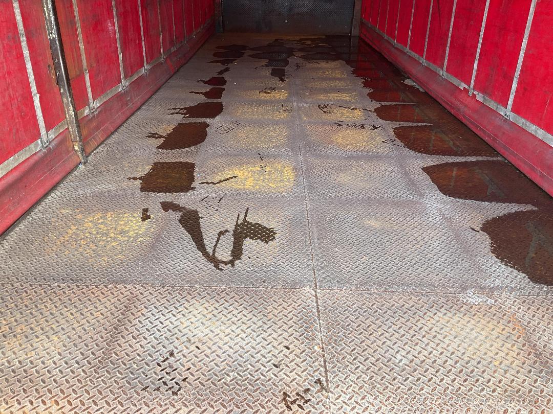 Photo '10' of Nissan Diesel CG 400EE Curtainsider