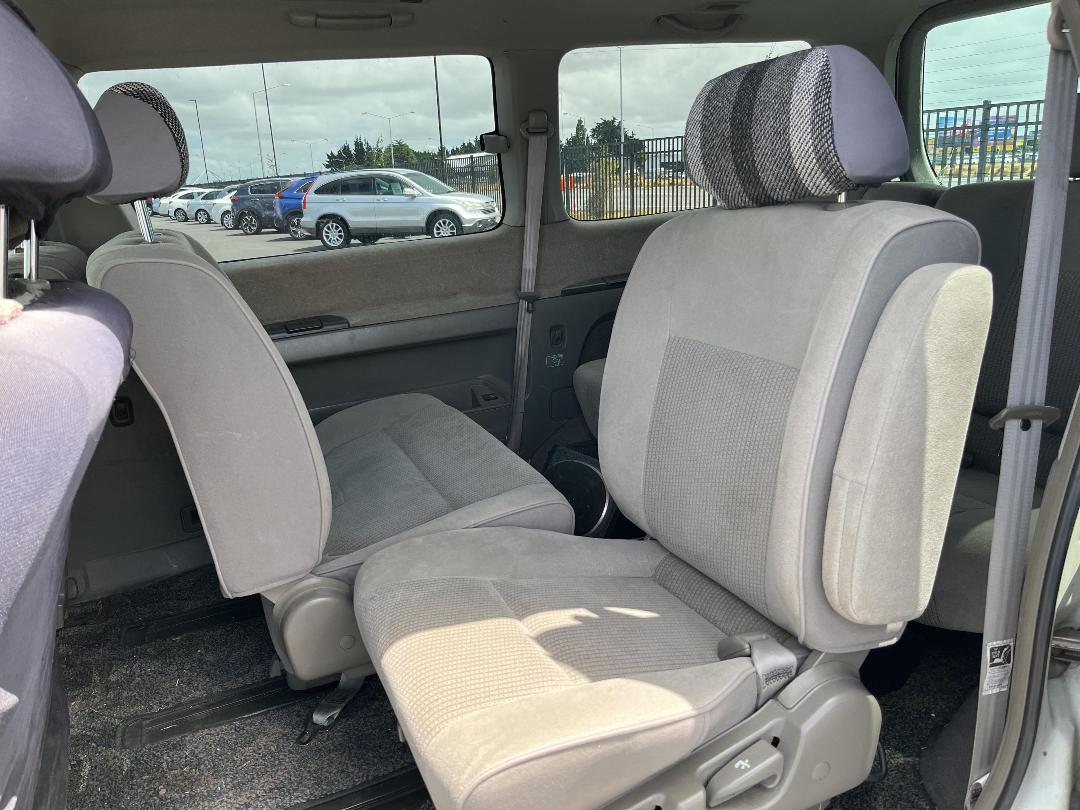 Photo '19' of Nissan Elgrand