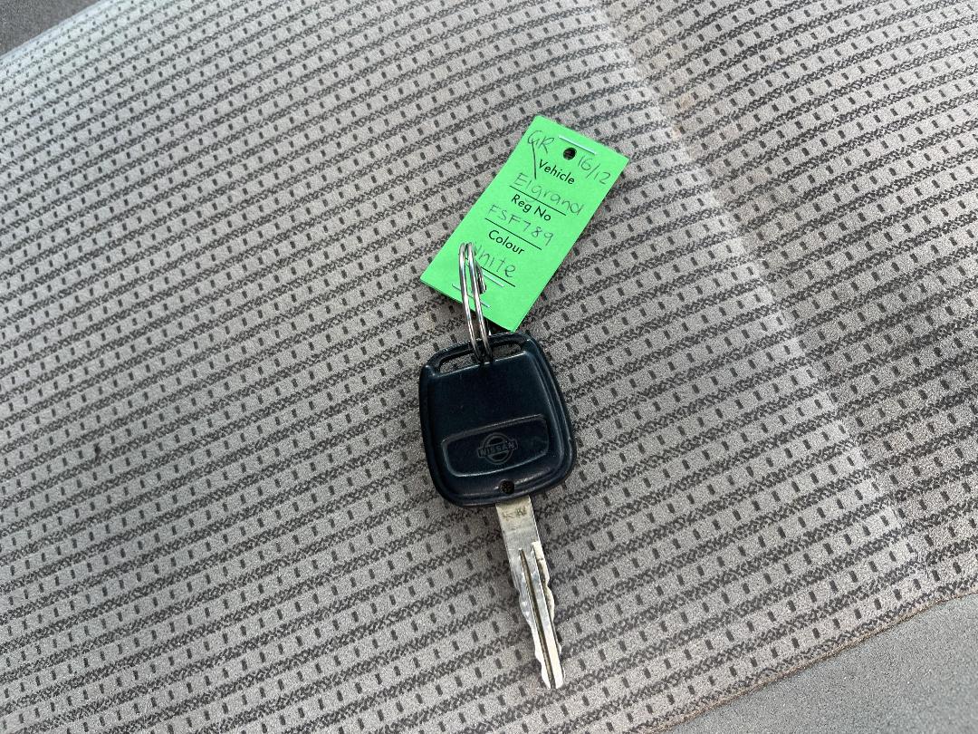 Photo '21' of Nissan Elgrand