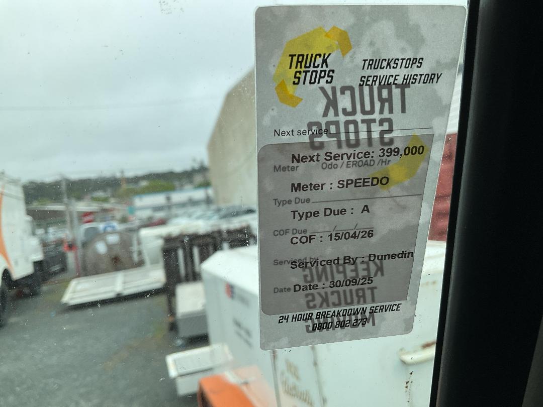 Photo '22' of Nissan MK205 Silver Bullet FLAT DECK Transporter