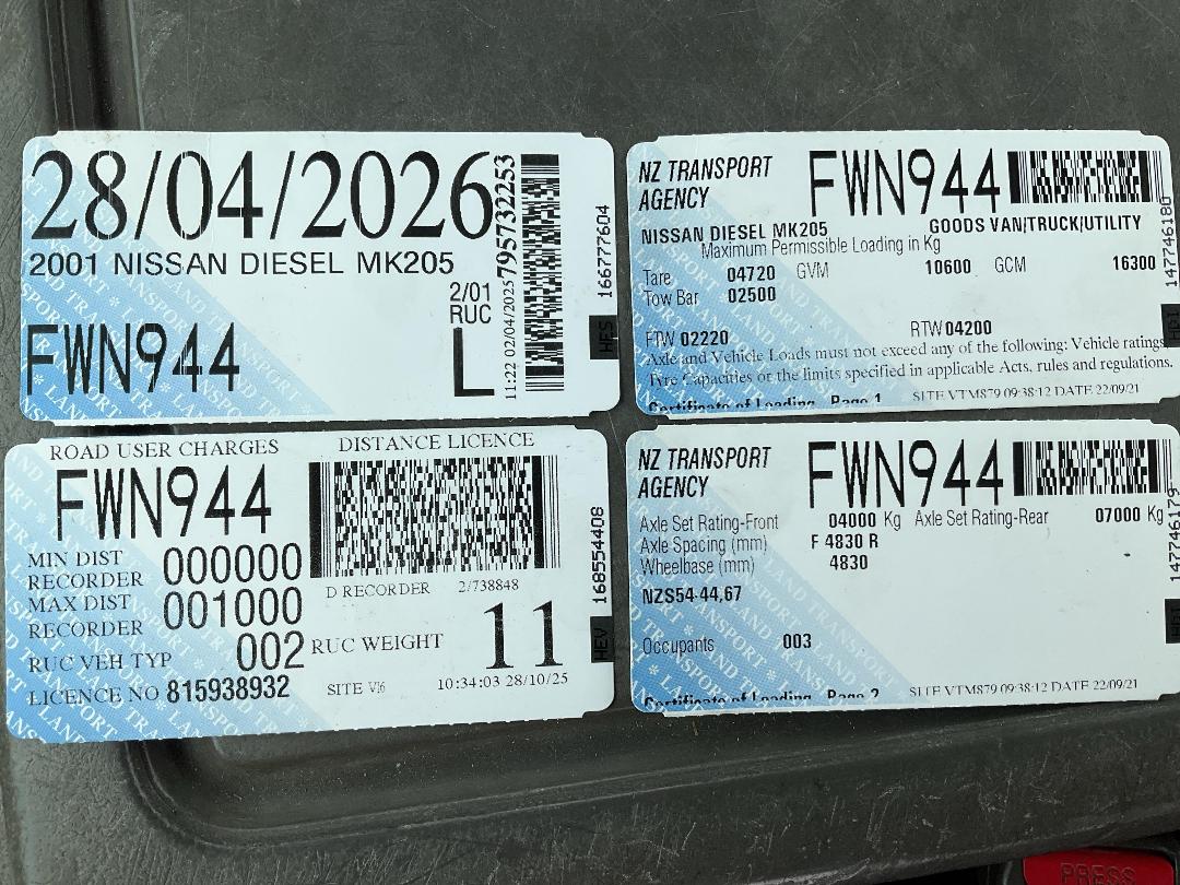 Photo '25' of Nissan MK205 Silver Bullet FLAT DECK Transporter